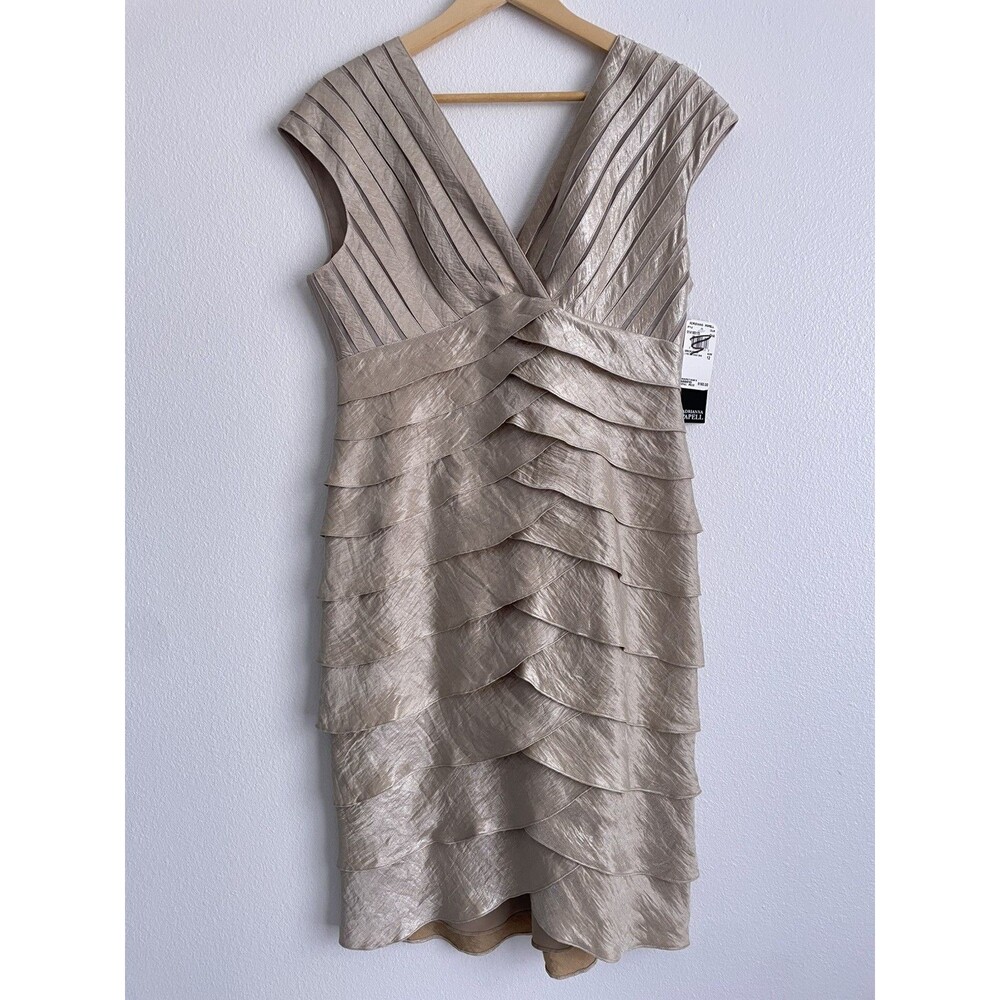 NWT Vintage 2000s Adrianna Papell Dress Womens 12 Champagne Shimmery Scalloped